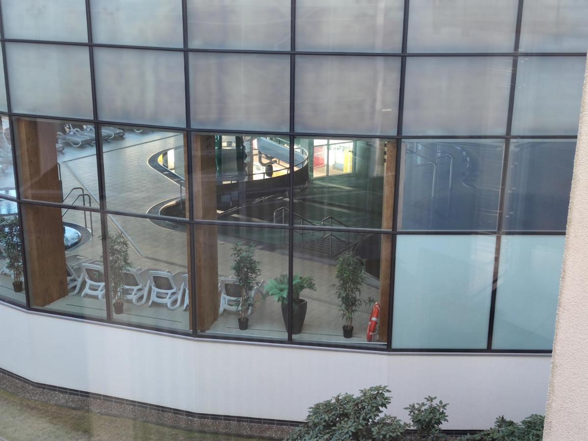 Apartament Przy Hotelu Aquarius Kołobrzeg Exterior foto